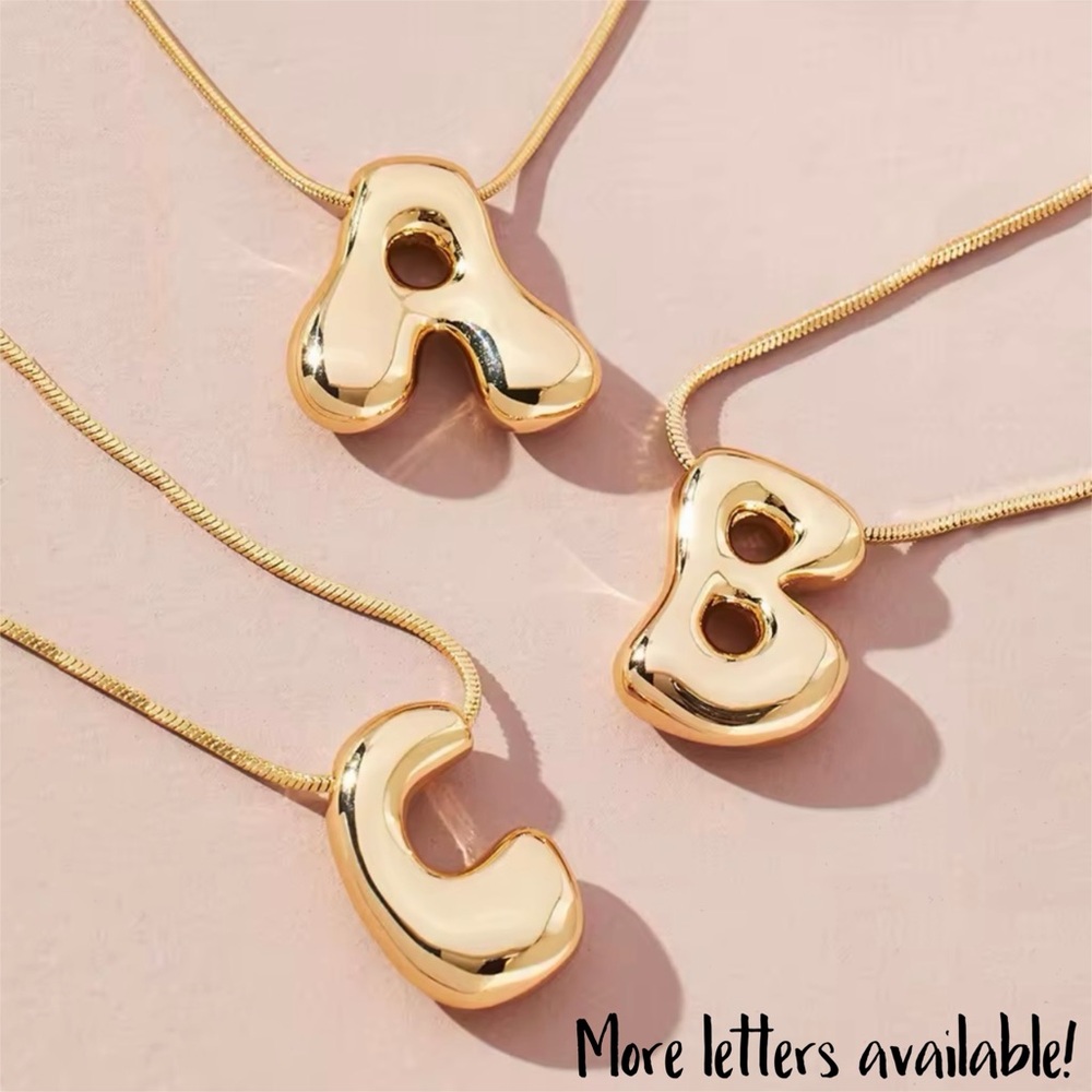 🍋2/$30 New Anthropologie-Inspired Gold Bubble Letter Monogram Necklace